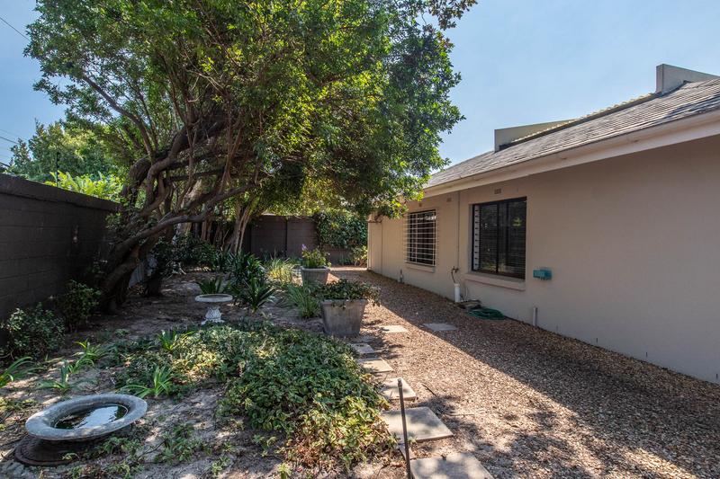 To Let 3 Bedroom Property for Rent in Constantia Western Cape